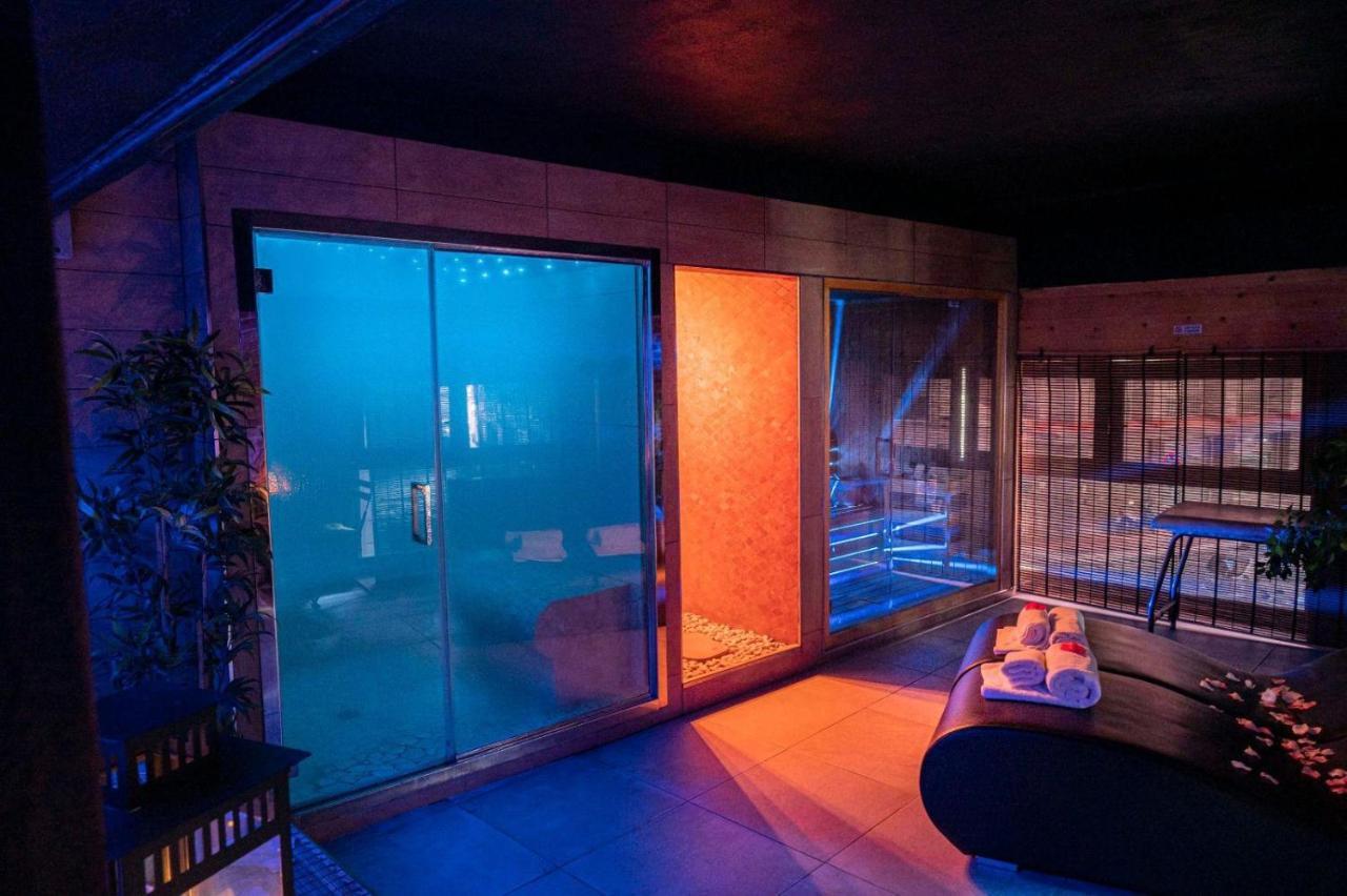 Hotel Angioino & Spa Naples Exterior photo