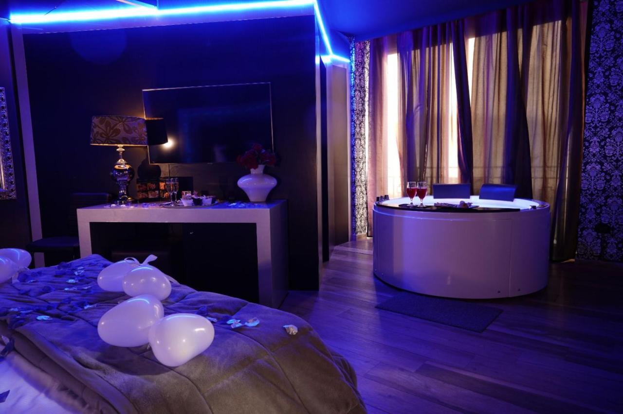 Hotel Angioino & Spa Naples Exterior photo